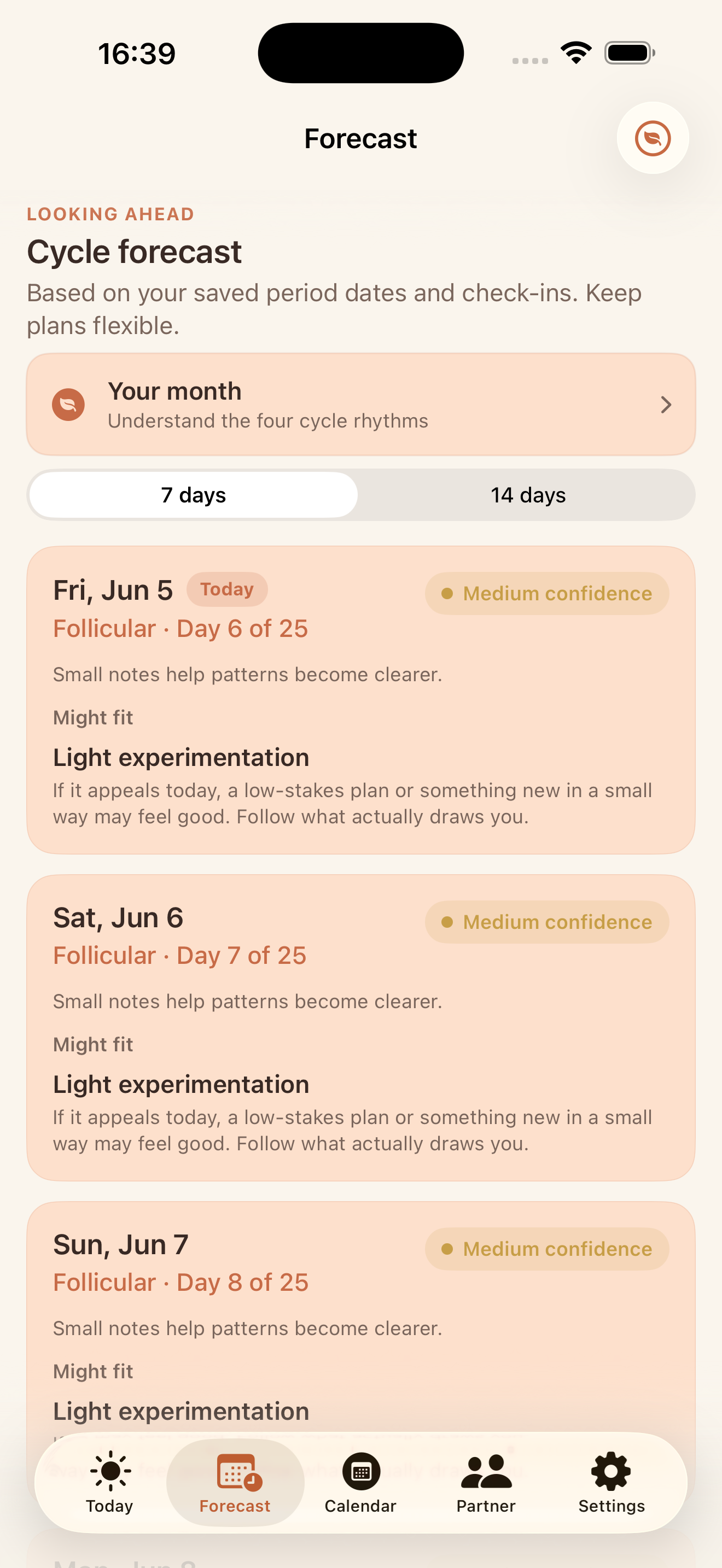 Forecast screen showing a gentle seven-day cycle outlook with daily context